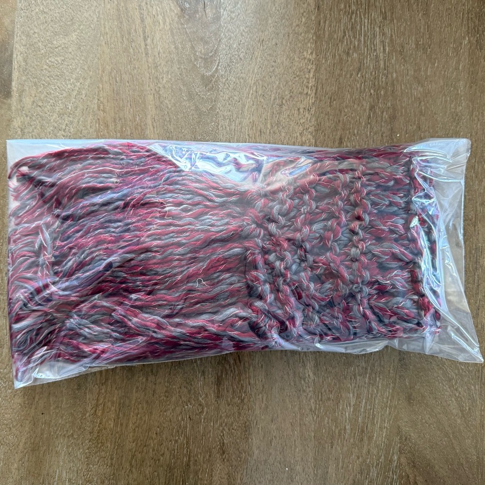 🍀 AEO | Extra Long Knit Scarf - Picture 6 of 6